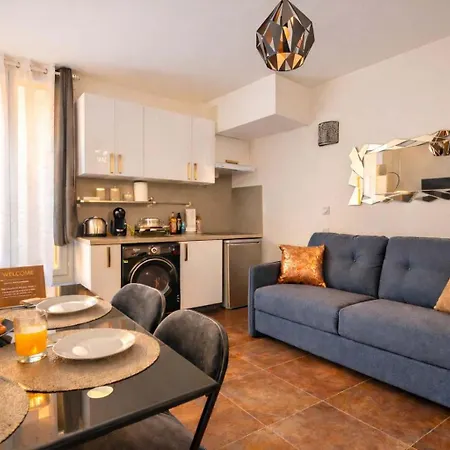 Le Duplex Coeur De Montmartre # Confort Et Charme - Proche Sacre-coeur Lejlighed