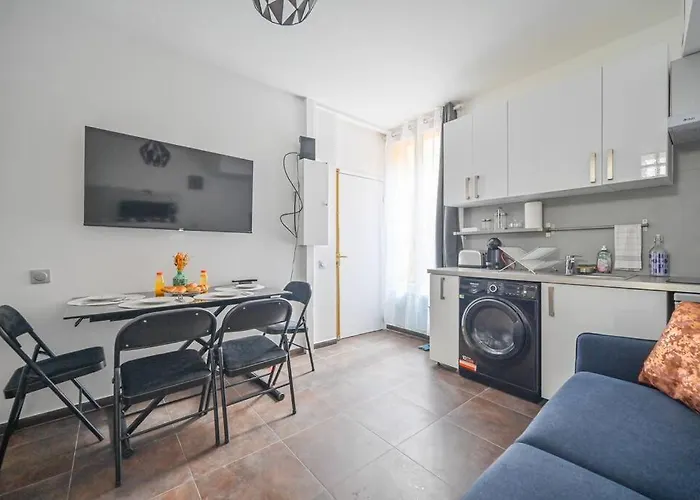 Апартаменты Le Duplex Coeur De Montmartre # Confort Et Charme - Proche Sacre-Coeur Париж