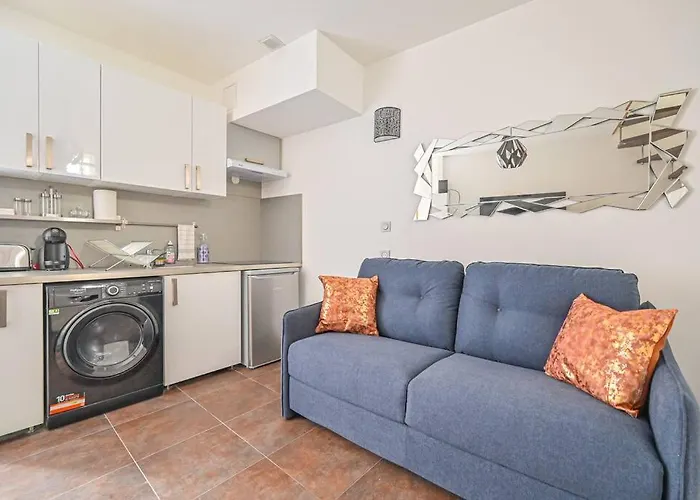 Le Duplex Coeur De Montmartre # Confort Et Charme - Proche Sacre-Coeur Апартаменты Париж